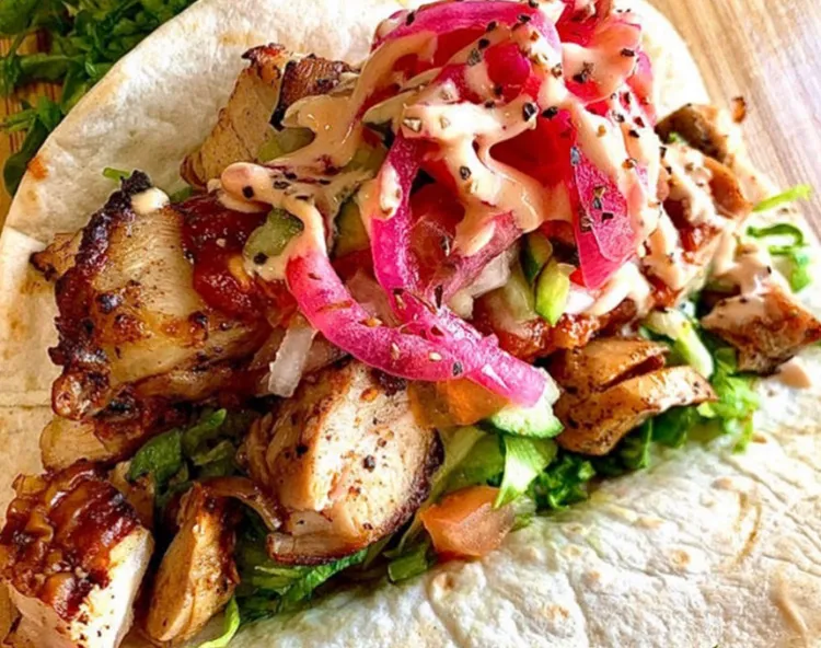 イージーキッチン ジャークチキンタコス