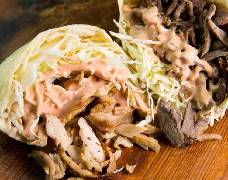 Efes Street Kitchen ケバブ