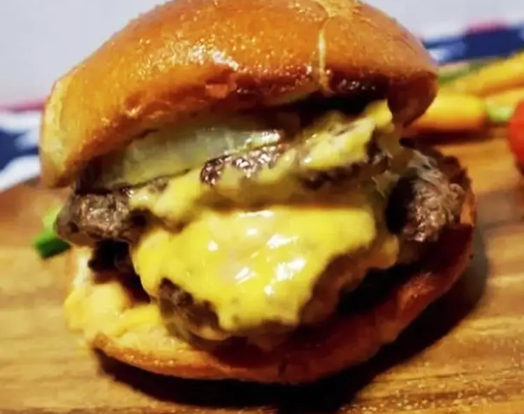 石川フーズ 佐世保バーガー