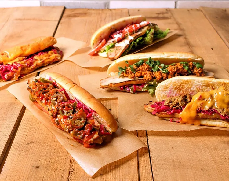 ブルーターミナルPig＆Roll ポークベリードッグ