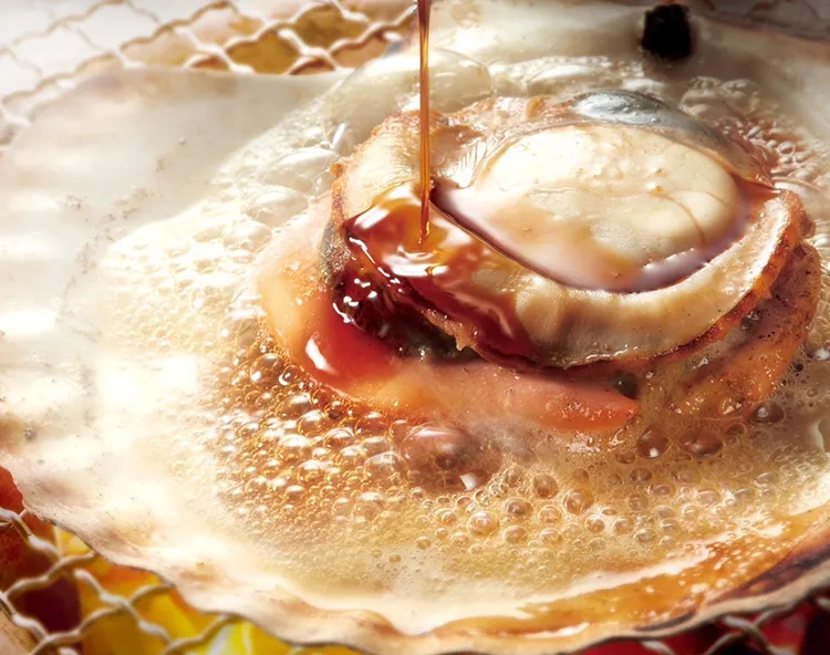 ホタテの貝焼き 津軽大衆酒場イカホタテ