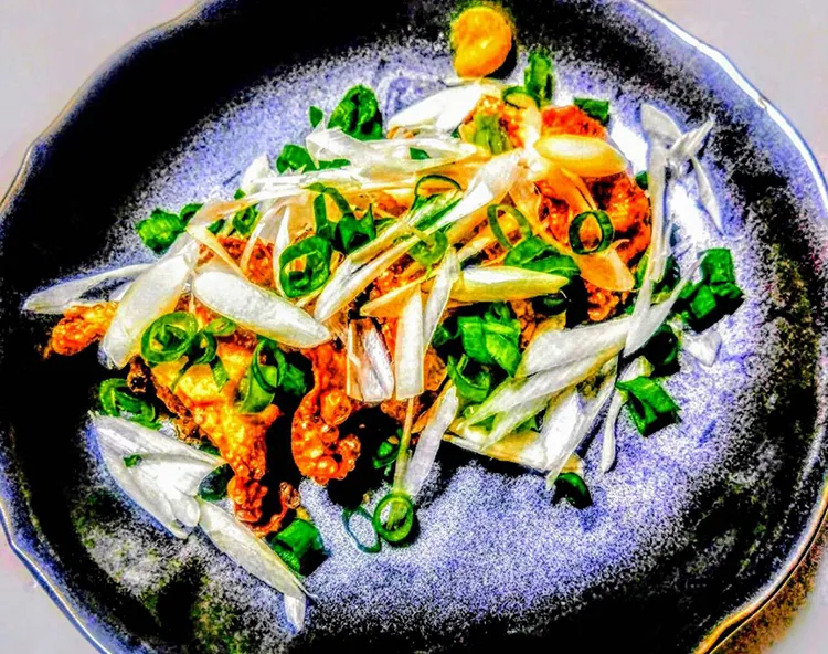 フェニックス 揚げギョーザネギ生姜あえ