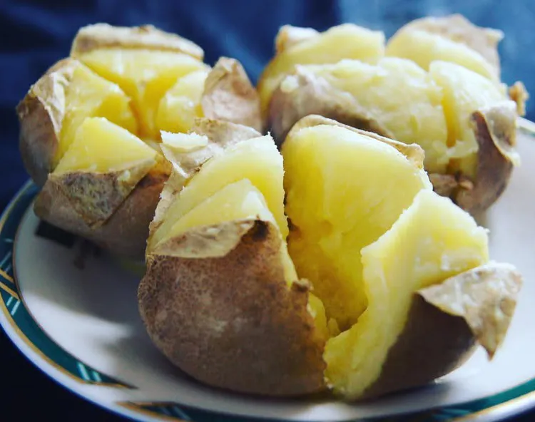 ハリウッドガーデン じゃがバター