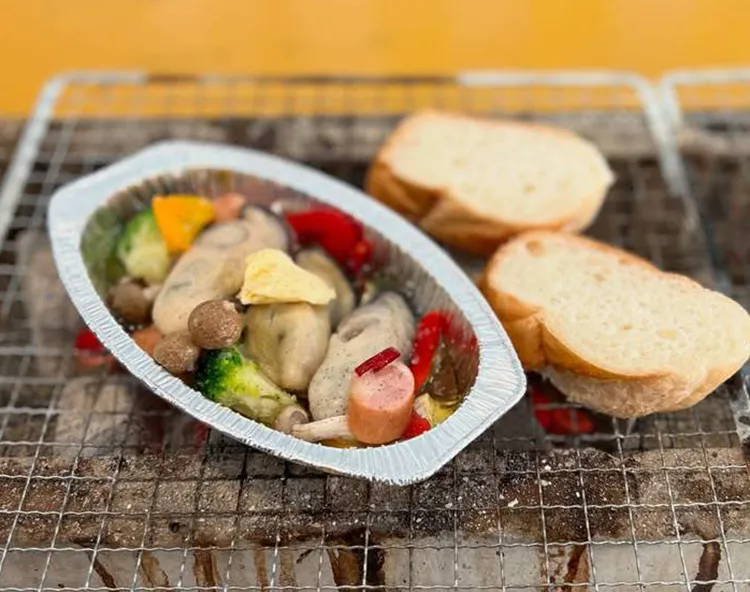 トラム 牡蠣のアヒージョ